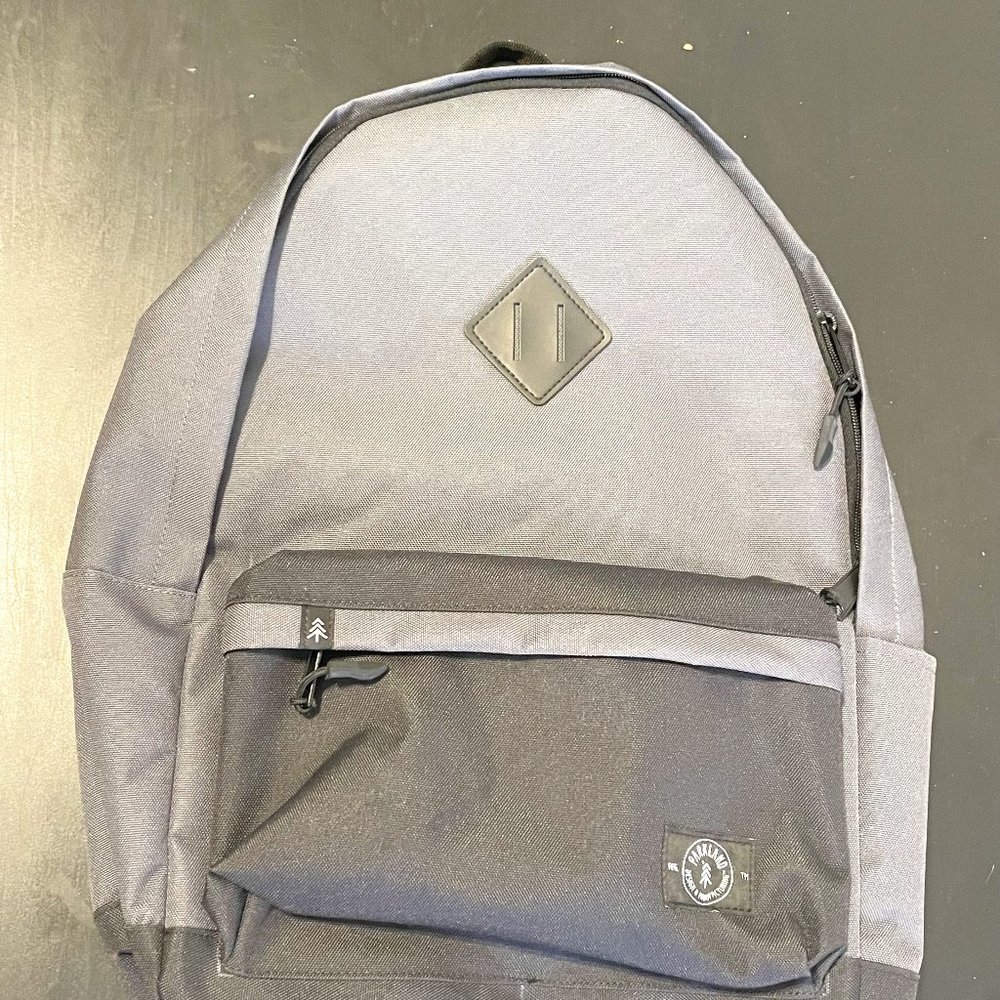 Parkland Design & Manufacturing backpack with laptop pocket (unisex)